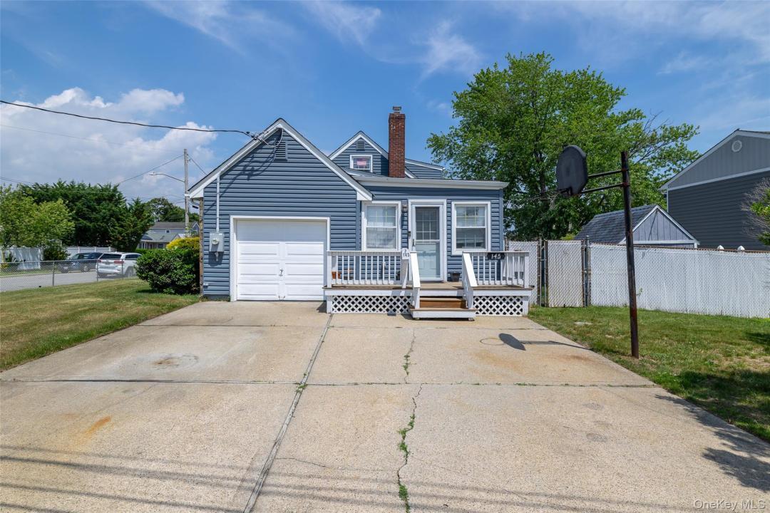 145 W Lido Prom, Lindenhurst, Нью-Йорк 11757, Соединенные Штаты