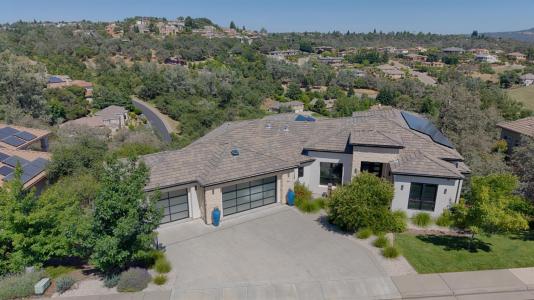 635 Lakeridge Drive, Auburn, California 95603, USA