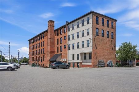 50 Ashburton Street , 1, Providence, Rhode Island 02904, USA