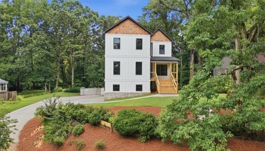 2183 Deep Woods Way, Marietta, Georgia 30062, USA