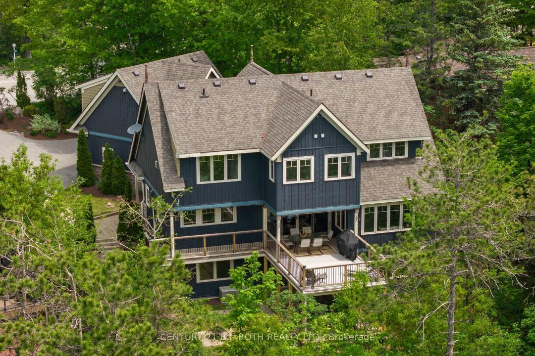 7 PINE POINT, Oro-Medonte-, Ontario L4M 4Y8, Canada