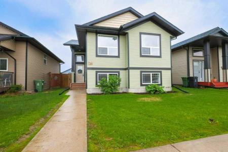 4431 54 STREET, Rocky Mountain House, Alberta T4T 0B2, Canada