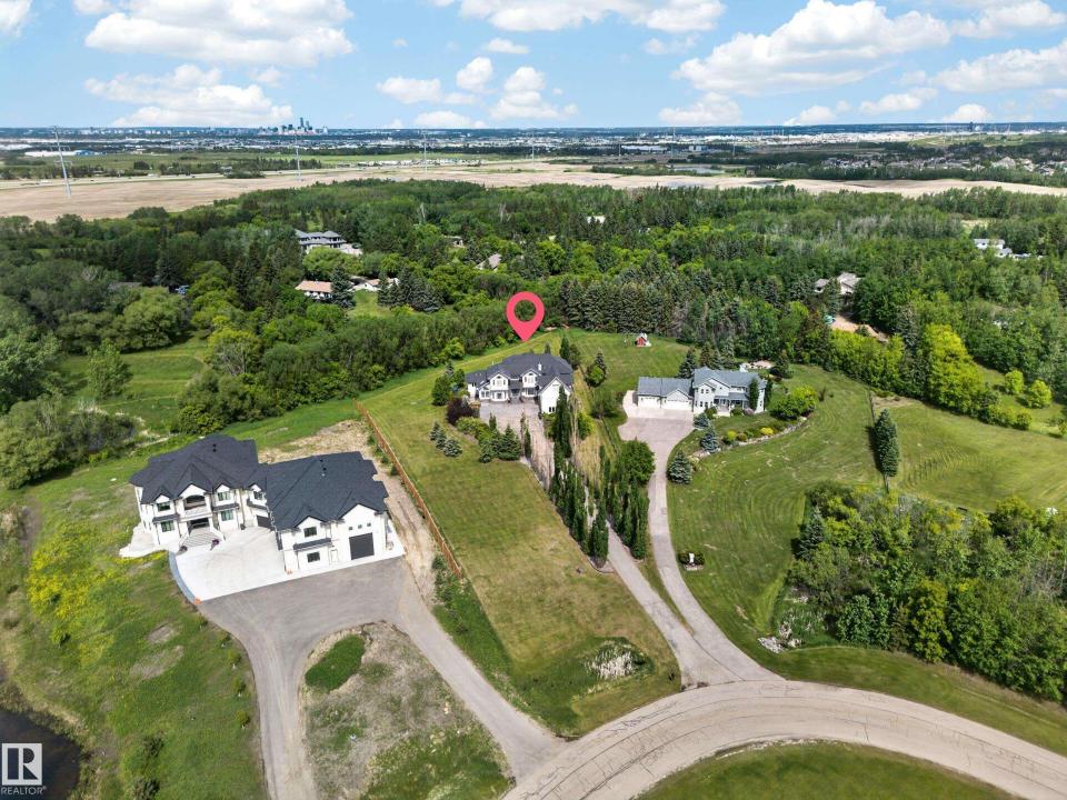 52216 RGE ROAD 233, Rural Strathcona County, Alberta T8B 1C9, Canadá