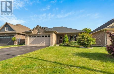33 PARK PLACE, Tillsonburg, Ontario N4G 0B8, Canada