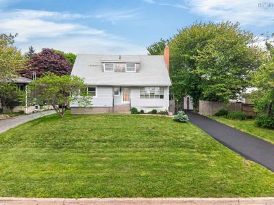 15 HILLTOP TERRACE, Dartmouth, Neuschottland B2Y 3T2, Kanada