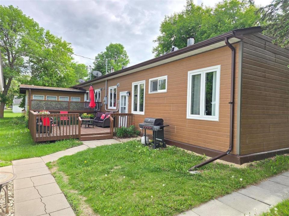 132 MAPLE STREET, Gimli Rm, Manitoba R0C 1B1, Kanada