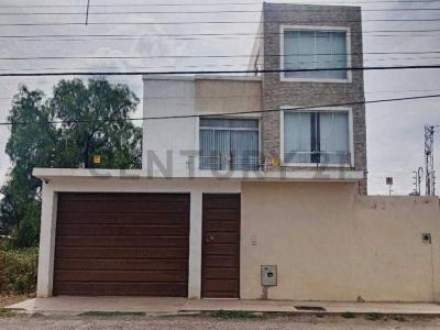 CALLE TROJES ENTRE CALLE J.ESTEPHERSON Y M.PORTUGAL ZONA VILLA BUSCH S/N, Sur, Cochabamba 00001, Bolivia