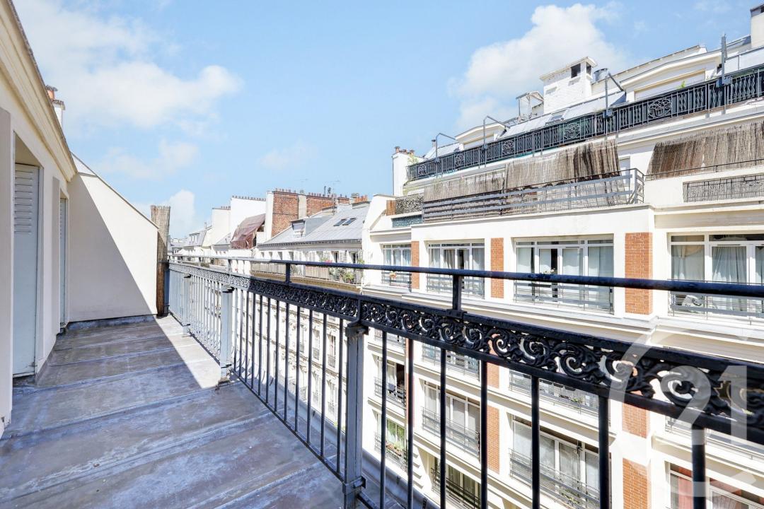 Paris, Île-de-France 75009, France
