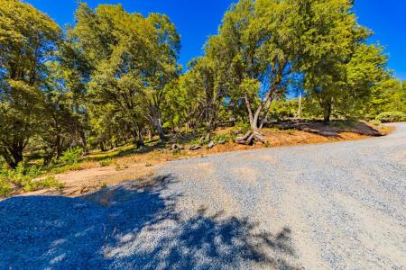 5 3 Springs Road, Oakhurst, California 93644, USA