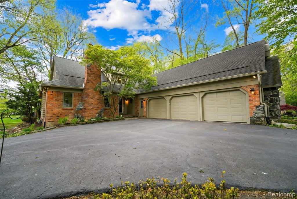21734 Beauford Lanne, Farmington Hills, Michigan 48167, Estados Unidos