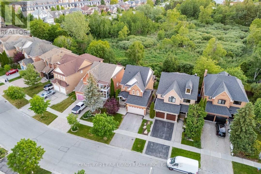18 NANTUCKET DRIVE, Richmond Hill (oak Ridges Lake Wilcox), אונטריו L4E 3V1, קנדה