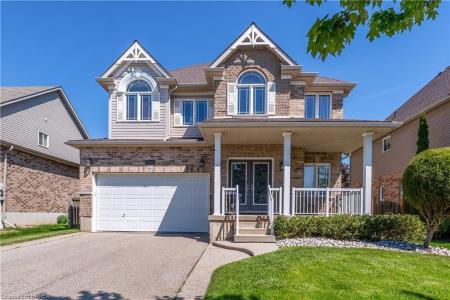 44 MCQUEEN DRIVE, Paris, Ontario N3L 0A5, Canada