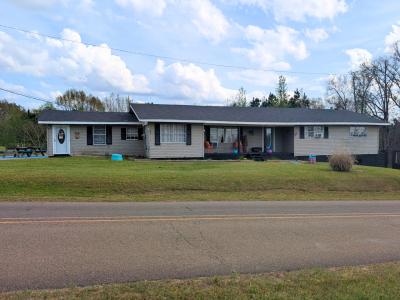 2397 Country Club Rd., Camden, Arkansas 71701-4525, USA