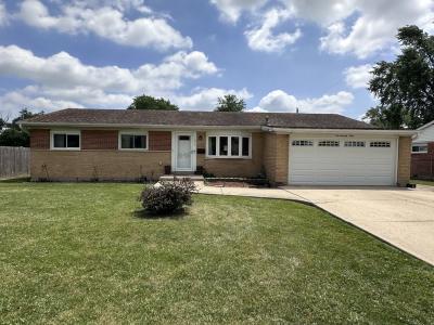 1073 Anderson Terrace, Des Plaines, Illinois 60016, USA