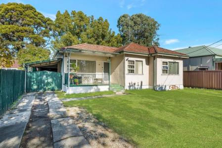 9A Polding Street, Fairfield, NSW 2165, Australia