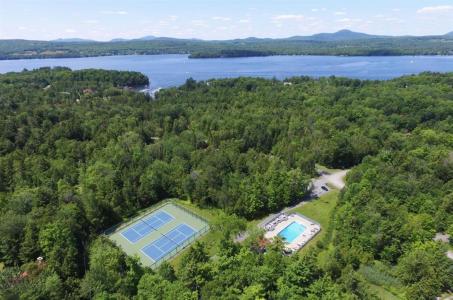 2260 Rue du Petit-Prêcheur, Magog, Квебек J1X 0M8, Канада