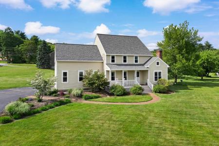 1 Bartlett Road, Stratham, New Hampshire 03885, États-Unis