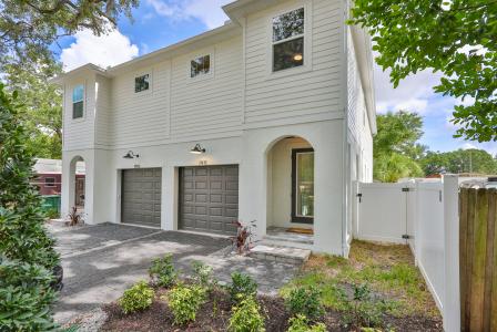 1911 Beach St W, Tampa, Florida 33607, USA