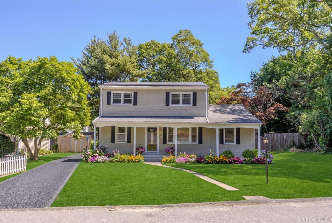 9 Phoenix Road, Rocky Point, New York 11778