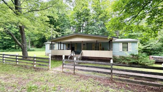 1138 Hogback Rd, Chemung, New York 14825, USA