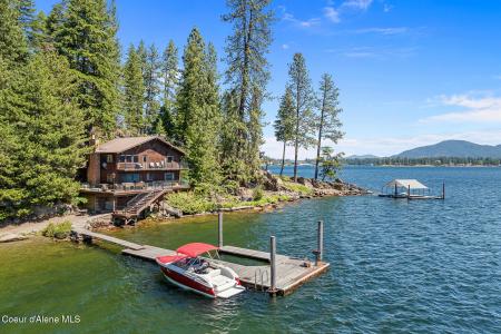 8245 W Coeur D Alene Lake SHR, Coeur D'alene, Idaho 83814, États-Unis
