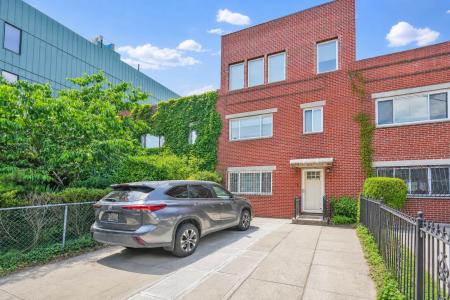 925 Hart Street, Brookly, New York 11237, USA