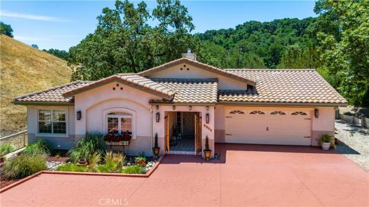 9905 Corriente, Atascadero, California 93422, USA