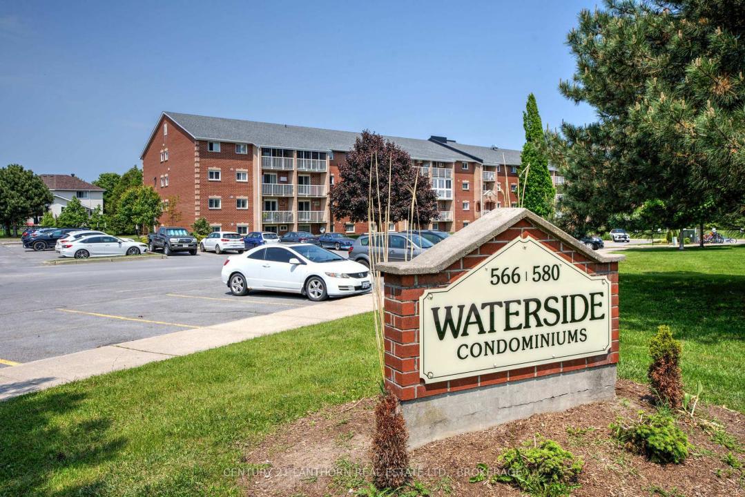 580 ARMSTRONG ROAD, Kingston, Ontario K7M 8M3, Kanada