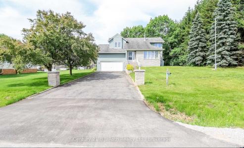 3332 GRAYSHOTT DRIVE, Severn, Ontario L3V 0Y4, Canada