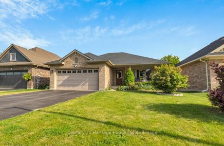 33 PARK PLACE, Tillsonburg, Ontario N4G 0B8, Canada