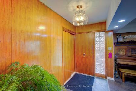 252 DURHAM ROAD W, West Grey, 온타리오주 N0G 1R0, 캐나다