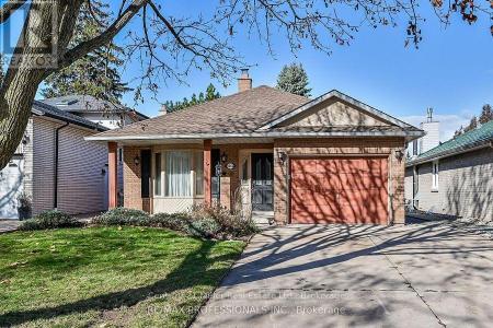 1262 NATHANIEL CRESCENT, Burlington (brant), Ontario L7S 2B1, Canada