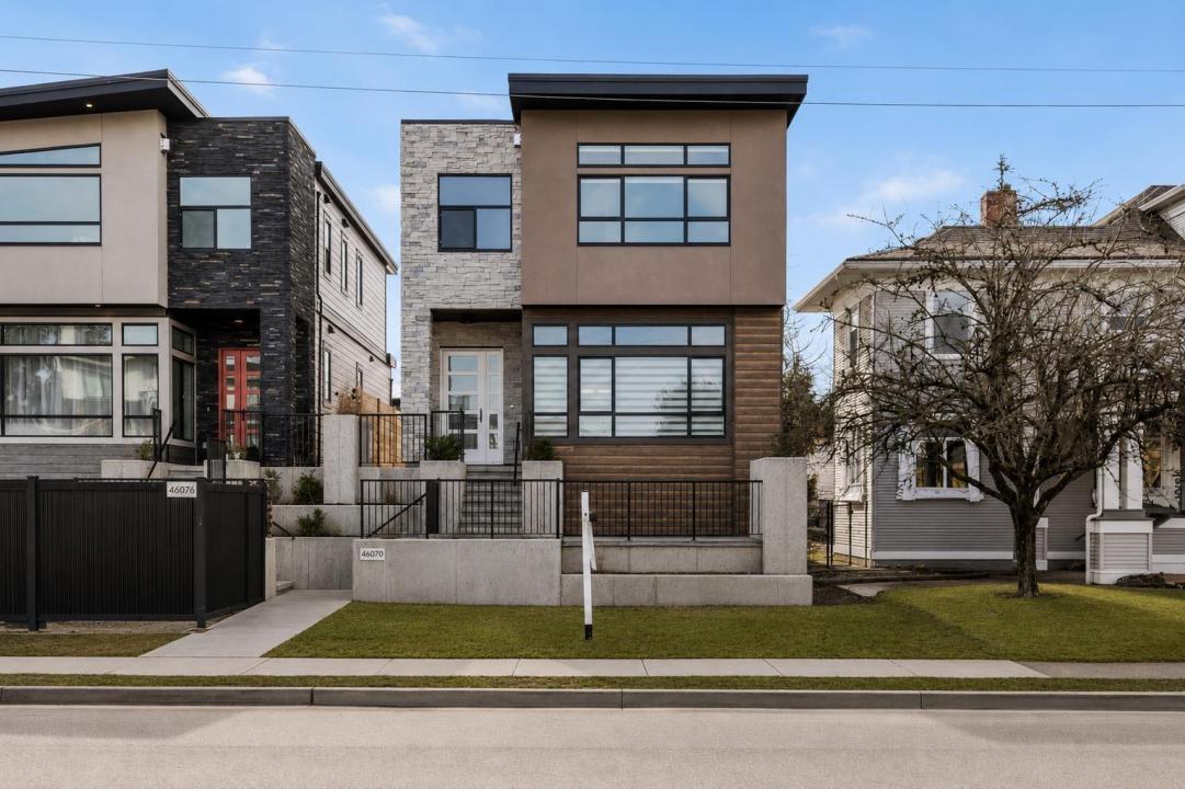 46070 FIRST AVENUE, Chilliwack, Colúmbia Britânica V2P 1W1, Canadá