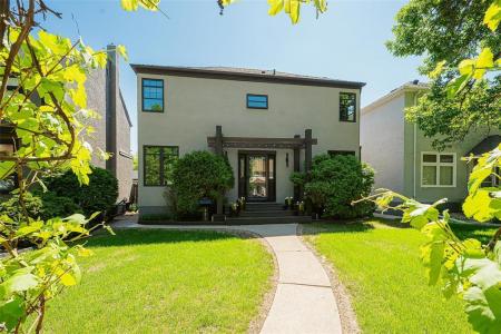 170 MONTROSE STREET, Winnipeg, Manitoba R3M 3L9, Canada