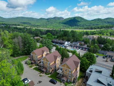 1414 Boul. de Ste-Adèle, Sainte-Adèle, Квебек J8B 2N6, Канада