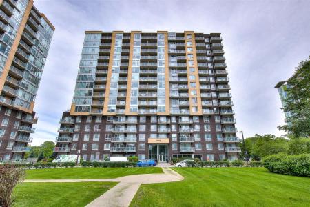 9950 Place de l'Acadie, Montréal (Ahuntsic-Cartierville), Quebec H4N 0C9, Canada