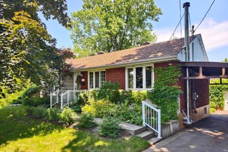 87 Rue Olivier O., Châteauguay, Quebec J6J 1N3, Kanada