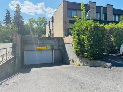 6763 Ch. Louis-Pasteur, Côte-Saint-Luc, Quebec H4W 2X1, Kanada