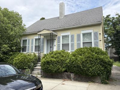72 Walden Street, New Bedford, Massachusetts 02740, USA