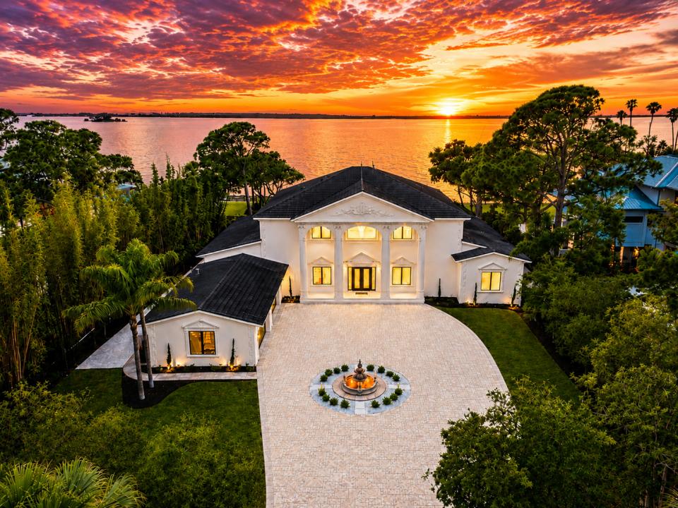 1516 Bayshore Blvd, Dunedin, Florida 34698, USA