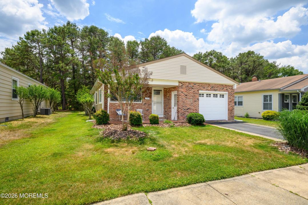 75 Chesterfield Lane, Toms River, New Jersey 08757, USA