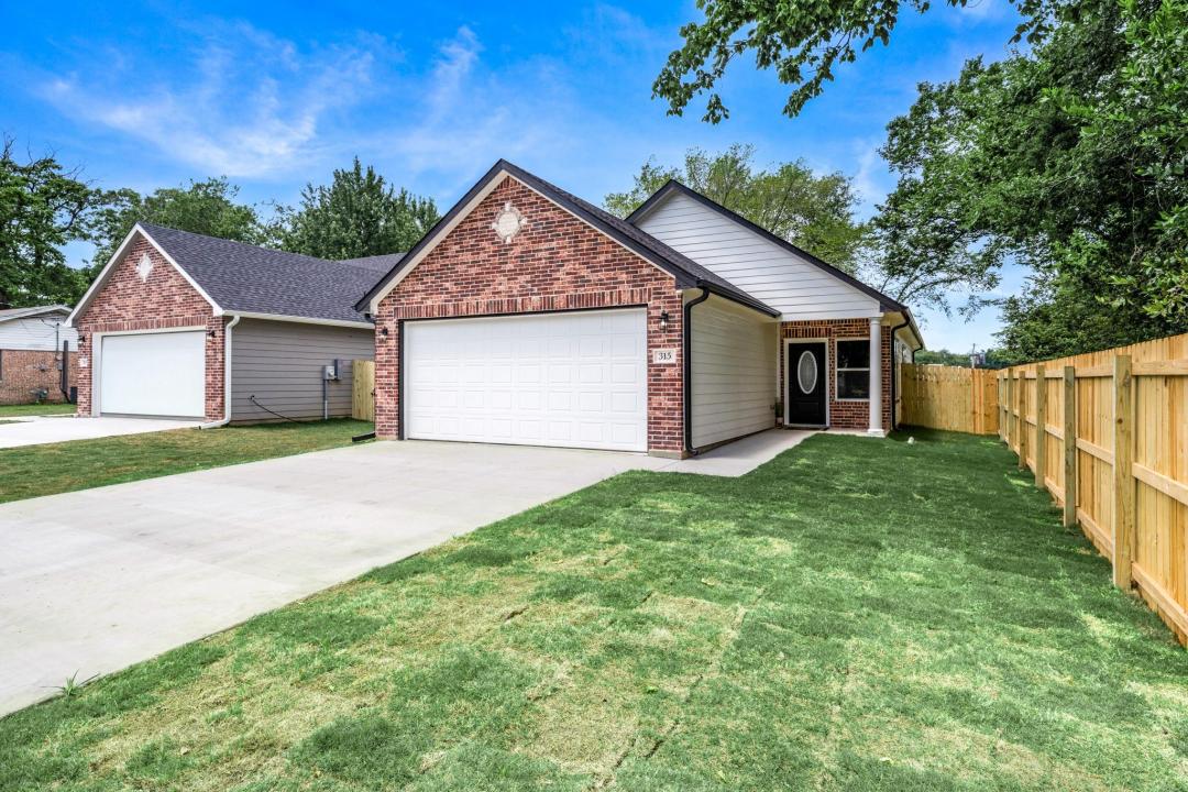 315 Ardis St, Sulphur Springs, Texas 75482, États-Unis