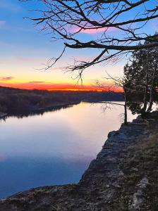 26429 Kings River Road, Shell Knob, Missouri 65747, USA