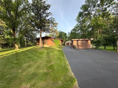 1402 N Mckay Avenue NE, Alexandria, Minnesota 56308, États-Unis