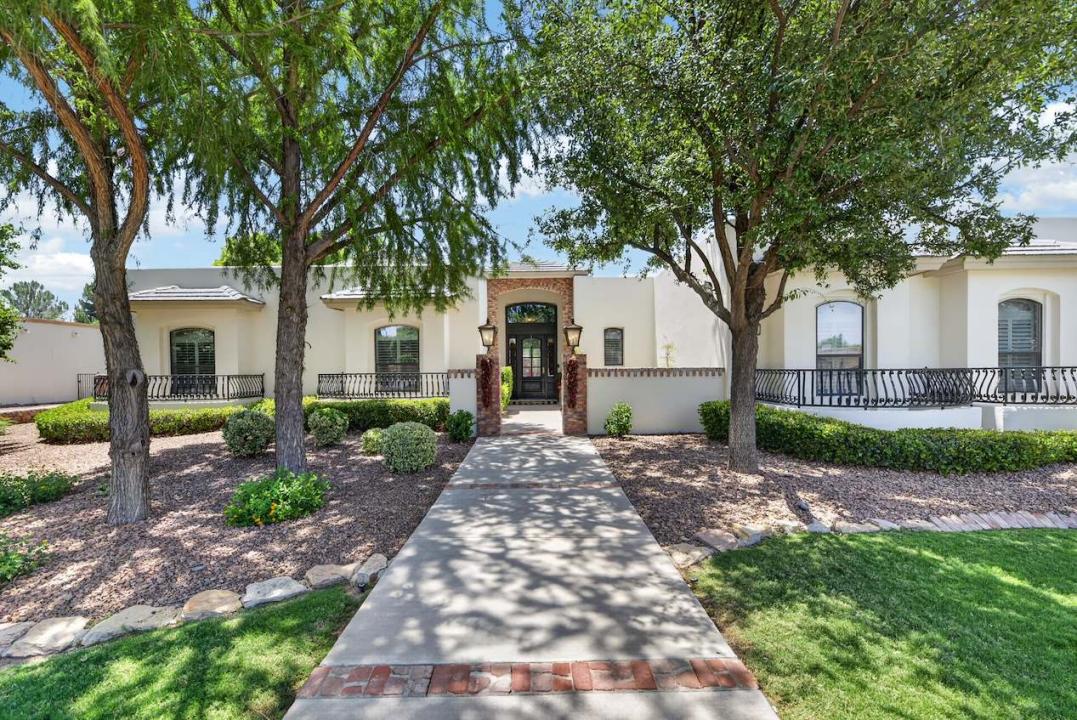 725 Woodfield Drive, El Paso, Texas 79932, Stati Uniti