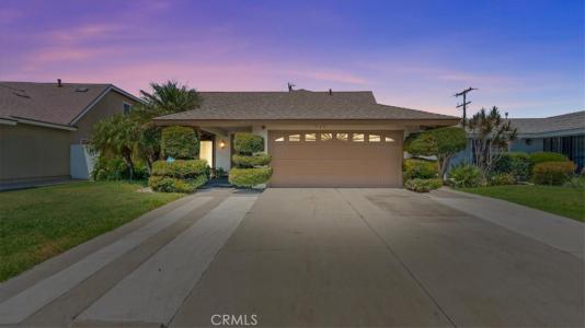 809 E Cyrene Street, Carson, California 90746, USA