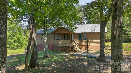 66 Misery Ridge Trail, Mill Spring, North Carolina 28756, Stati Uniti