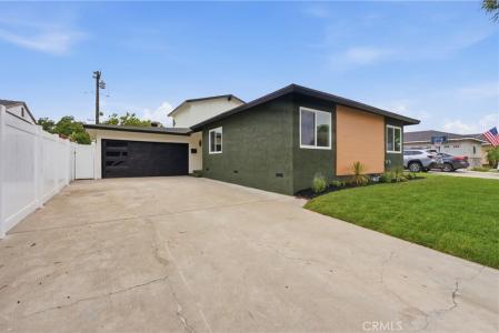 12113 Bluefield, La Mirada, California 90638, USA