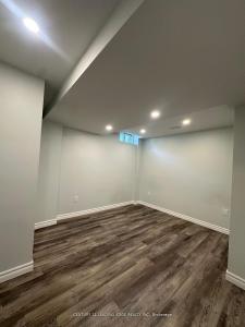 1506 REESOR COURT, Pickering, 安大略省 L1X 2M9, 加拿大