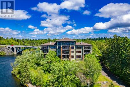 103 10 FORESTRY BAY, Kenora, 온타리오주 P9N 0H6, 캐나다